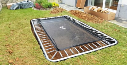 Step-by-step preparation of the pit for your inground trampoline - Akrobat