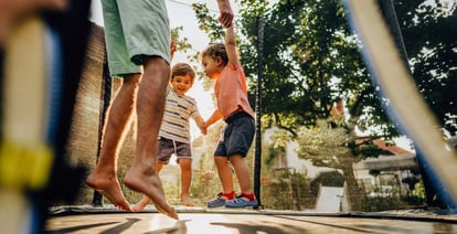 Izboljšajte zdravje s trampolinom - Akrobat Trampolini 