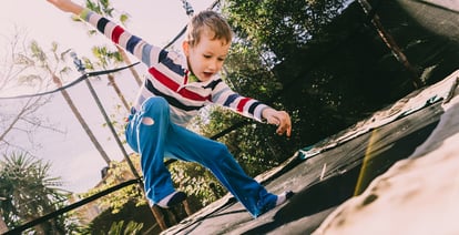 Trampoline safety tips for kids - Akrobat