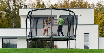 Skrivnost doživljenjske garancije za okvir trampolina Akrobat