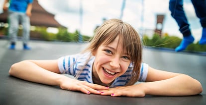 Trampolines for kids - why is the right jumping mat so important? | AKROBAT