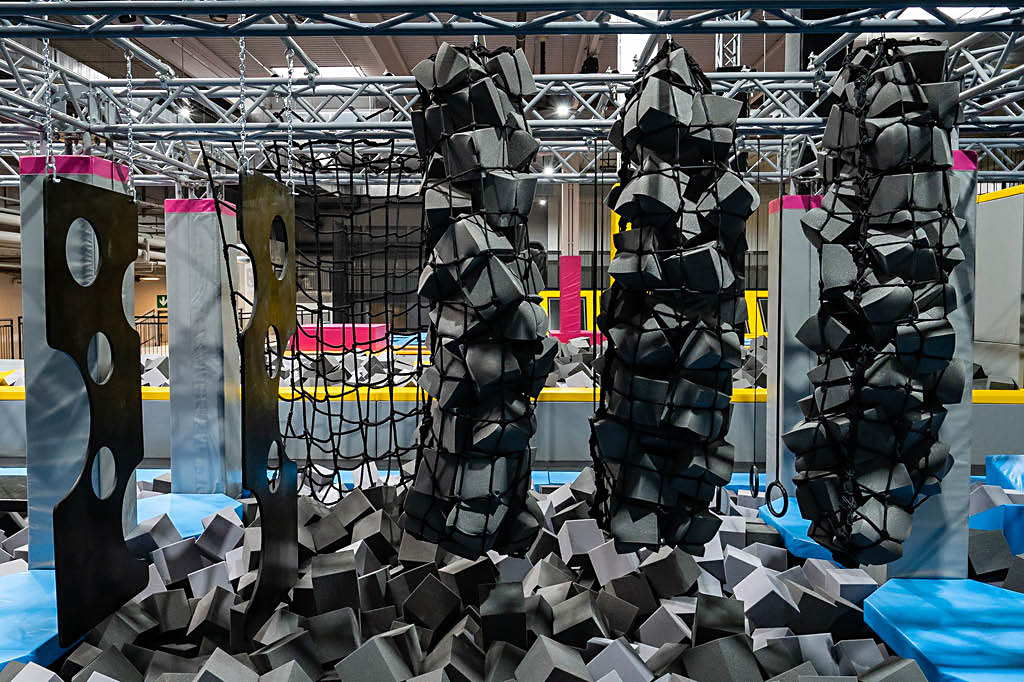 Indoor ninja warrior course