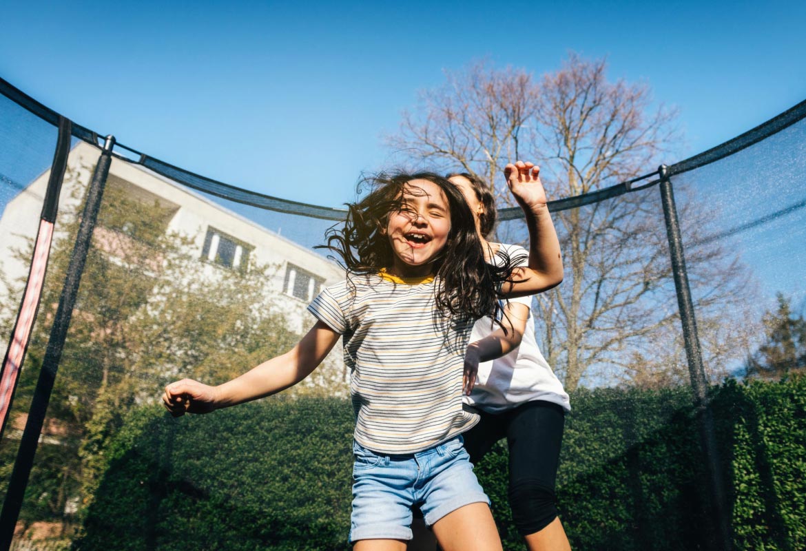 How-does-jumping-on-trampolines-improves-mental-health-PIC04